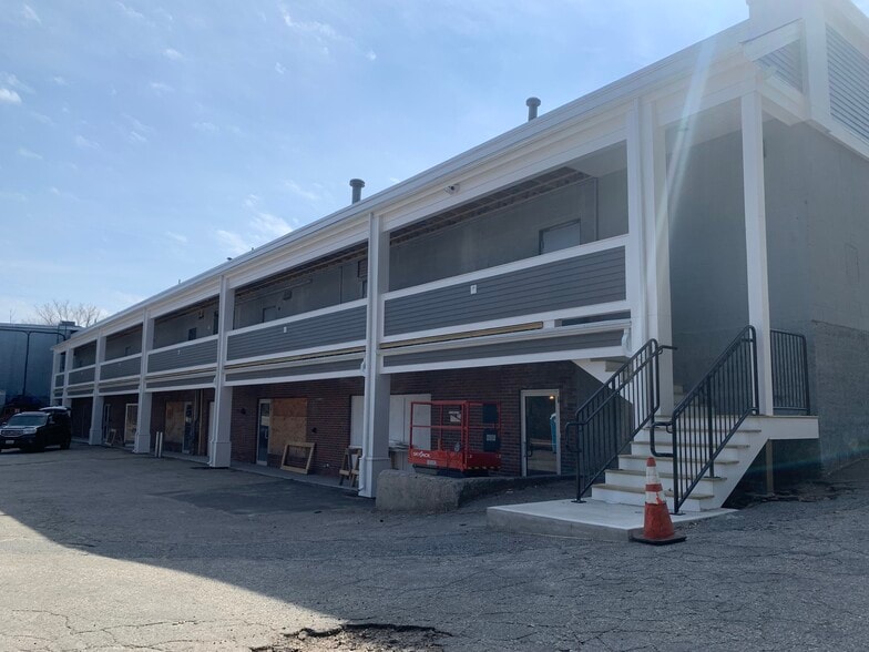 More Photos Of 248-284 Bussey St, Dedham Unknown For Lease