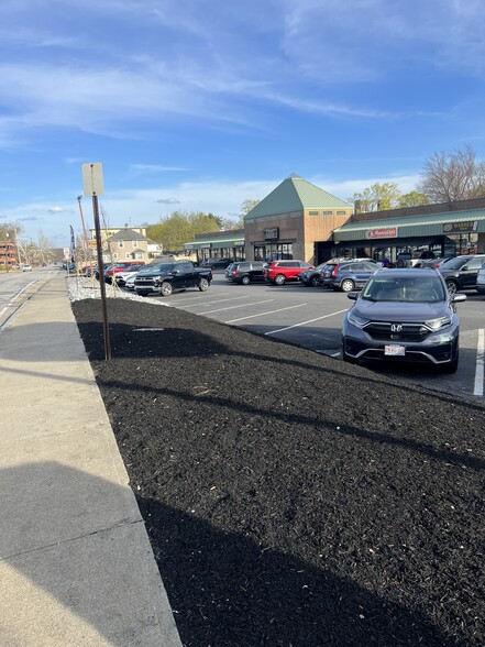 Primary Photo Of 19-49 Airport Rd, Fitchburg Unknown For Lease