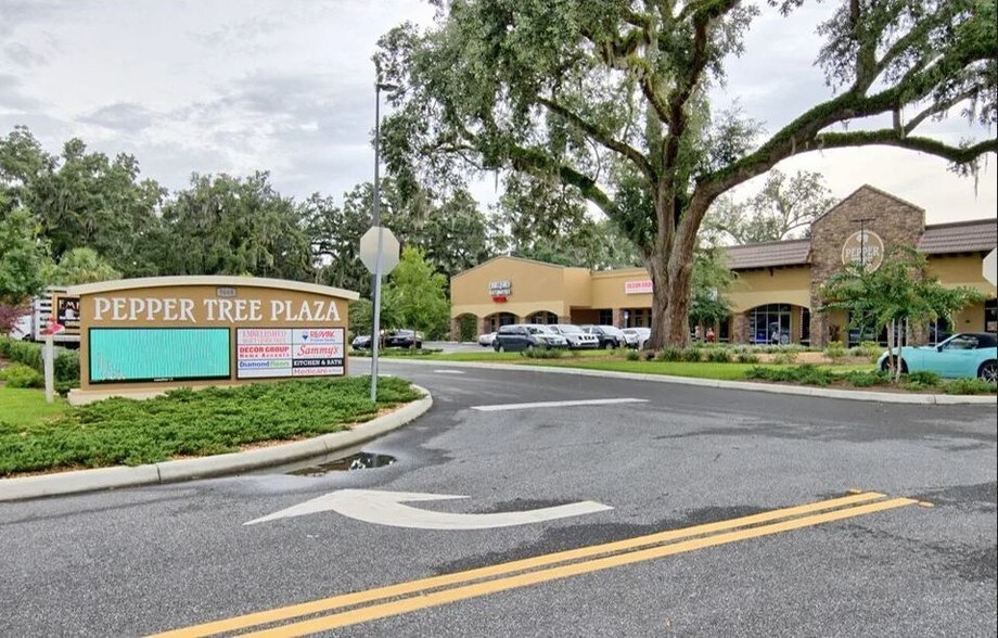 More Photos Of 9668 N US Highway 301, Wildwood Storefront Retail Office For Lease