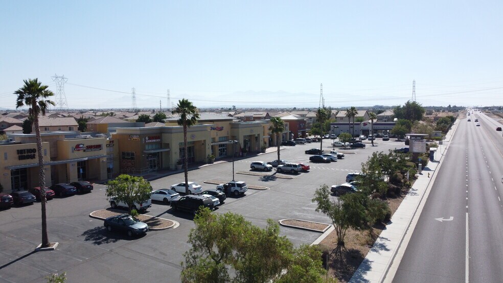 More Photos Of 14073 Main St, Hesperia Department Store For Sale