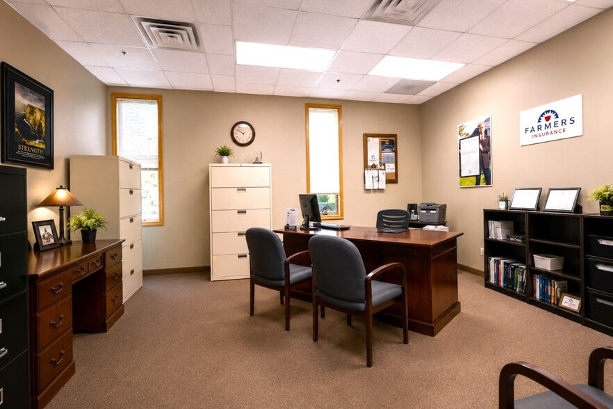 More Photos Of 850 W Bartlett Rd, Bartlett Medical For Sale