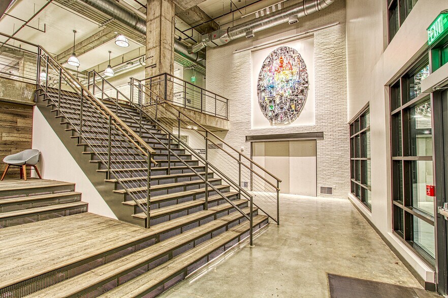 More Photos Of 889 Howell Mill Rd, Atlanta Office For Lease