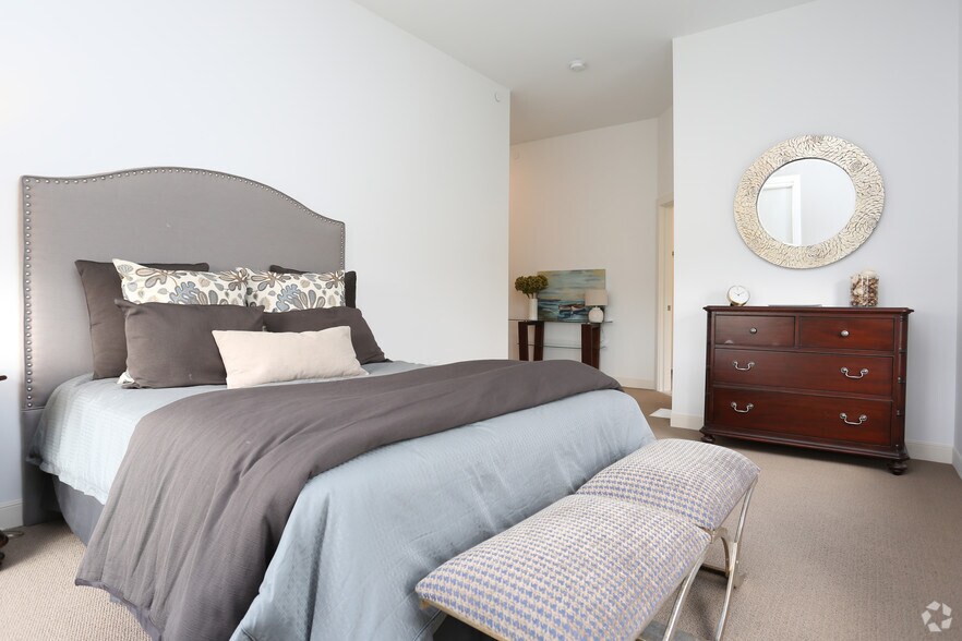 More Photos Of 164 Chalmers Ave, Buffalo Apartments For Sale