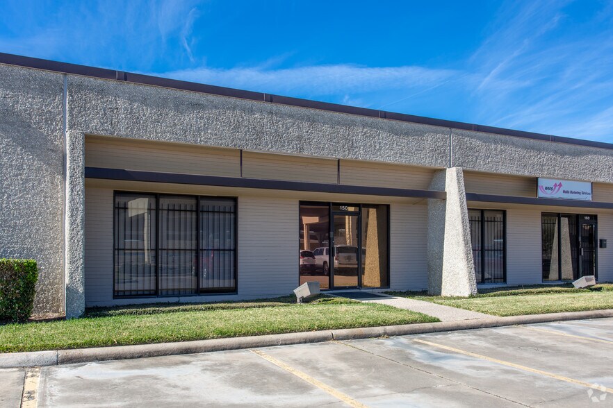 I10 N Post Oak Rd, Houston, TX 77055 For Lease