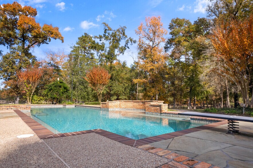 More Photos Of 25522 McDonald Rd, Spring Lodge Meeting Hall For Sale