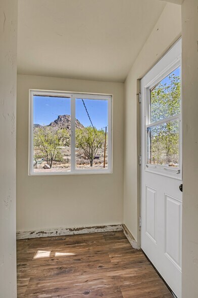 More Photos Of 27077 US Highway 50, Cotopaxi General Retail For Sale