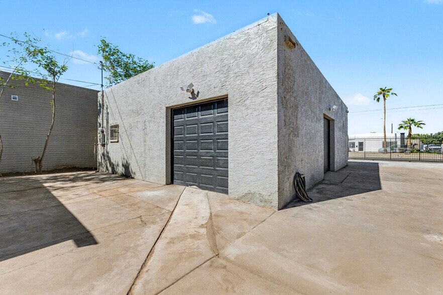More Photos Of 1417-1421 E Washington St, Phoenix Warehouse For Lease