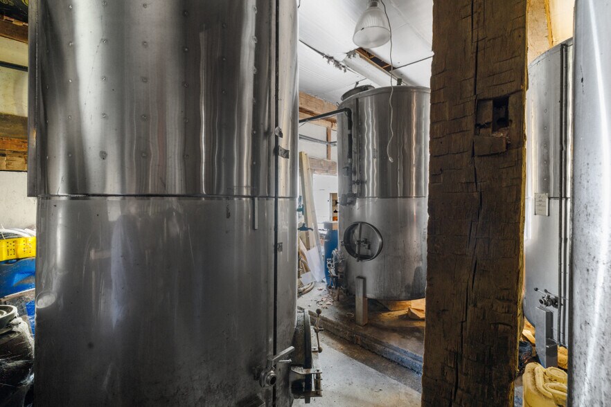 More Photos Of 52 Allhusen Rd, New Paltz Winery Vineyard For Sale