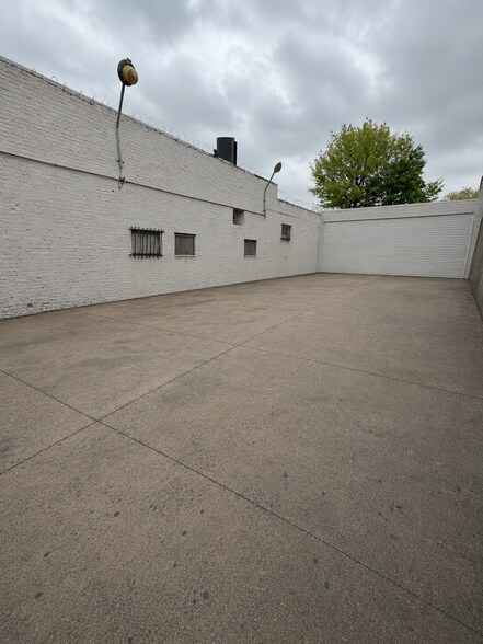 More Photos Of 1665 McDonald Ave, Brooklyn Parking Lot For Lease