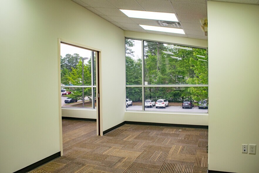 More Photos Of 951 Heather Park Dr, Garner Office For Lease