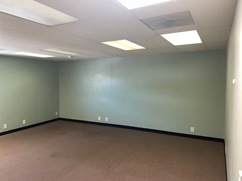 More Photos Of 550 Main St, Diamond Springs Office For Sale