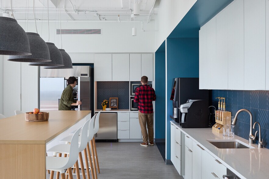 More Photos Of 434 Fayetteville St, Raleigh Office For Lease