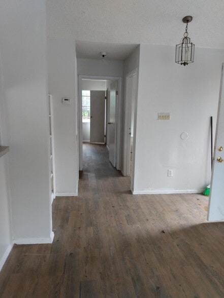 More Photos Of 5502 Farley Dr, Houston Apartments For Sale