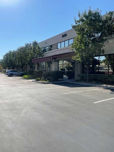 More Photos Of 2051 Junction Ave, San Jose Medical For Lease