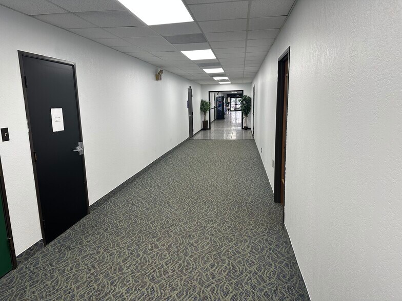 More Photos Of 2600 K Ave, Plano Office For Lease