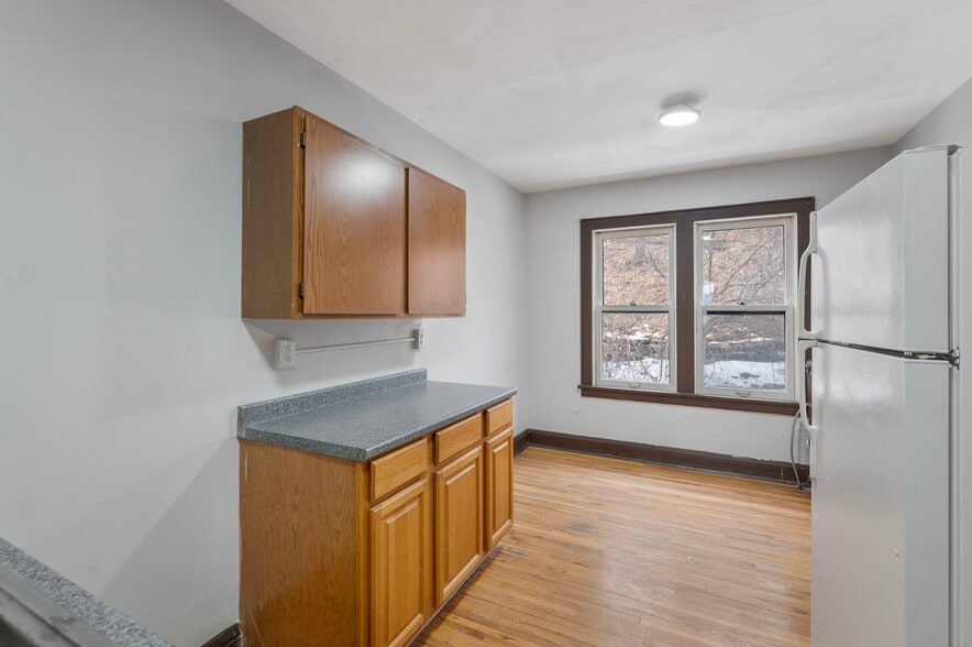 More Photos Of 487 Grand Ave, Saint Paul Apartments For Sale