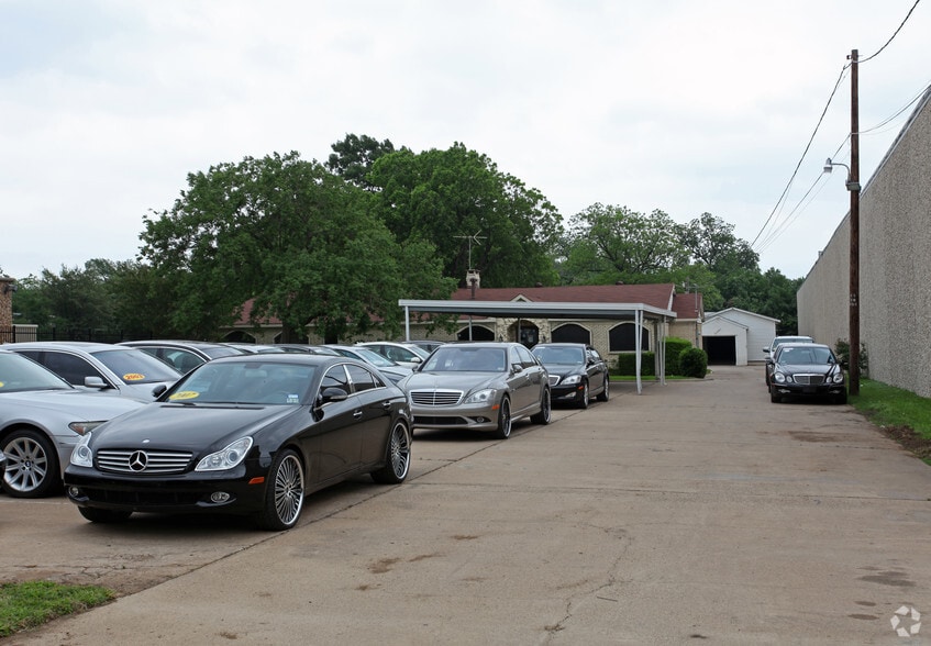 More Photos Of 11448 Reeder Rd, Dallas Light Distribution For Sale