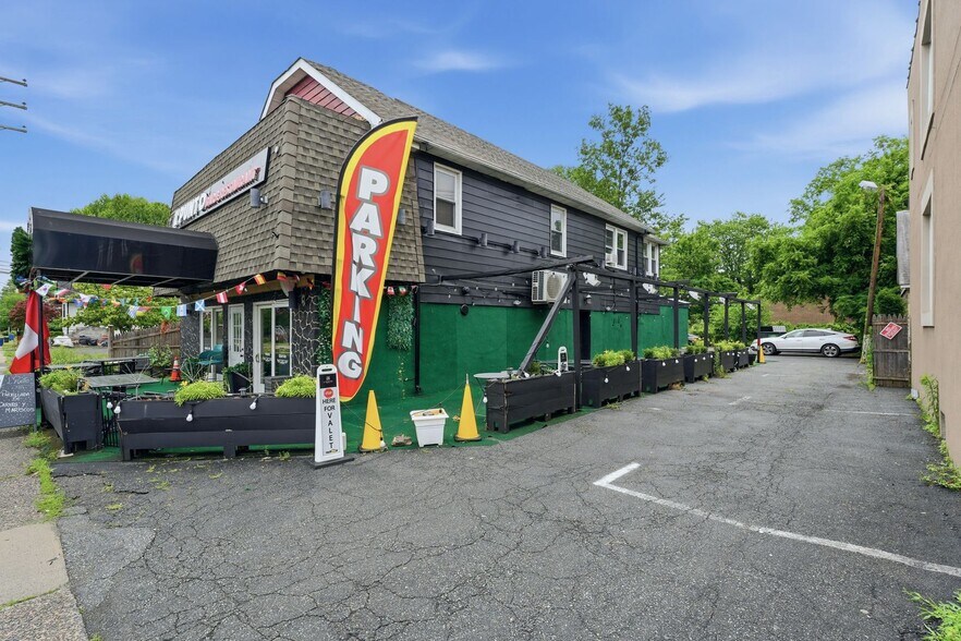 More Photos Of 35 Moonachie Rd, Moonachie Storefront Retail Residential For Sale