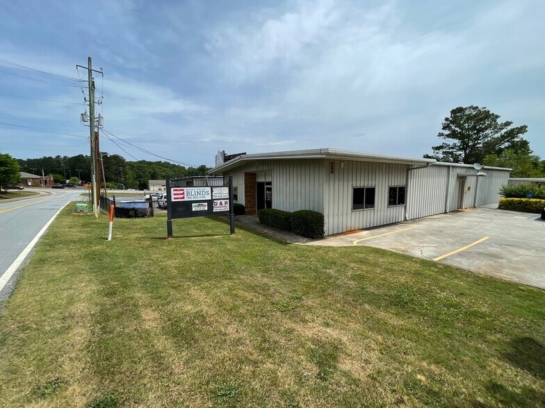 More Photos Of 105 Old Epps Bridge Rd, Athens Office For Lease