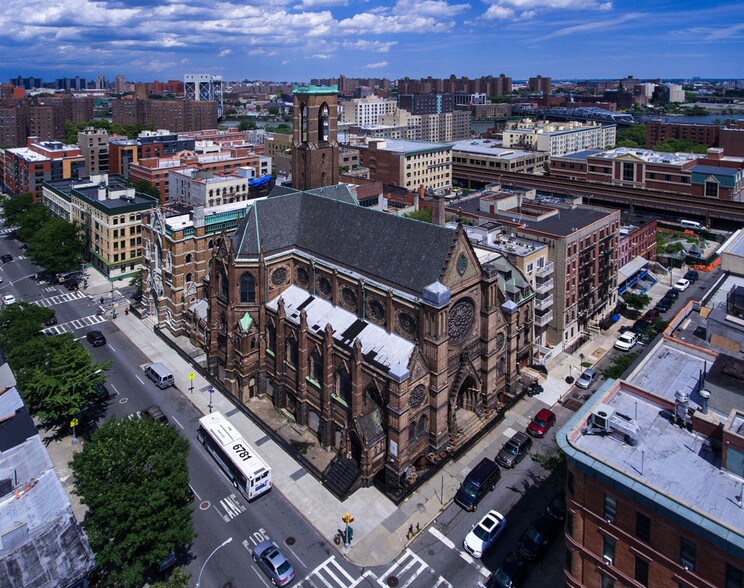 More Photos Of 2045 Madison Ave, New York Schools For Lease