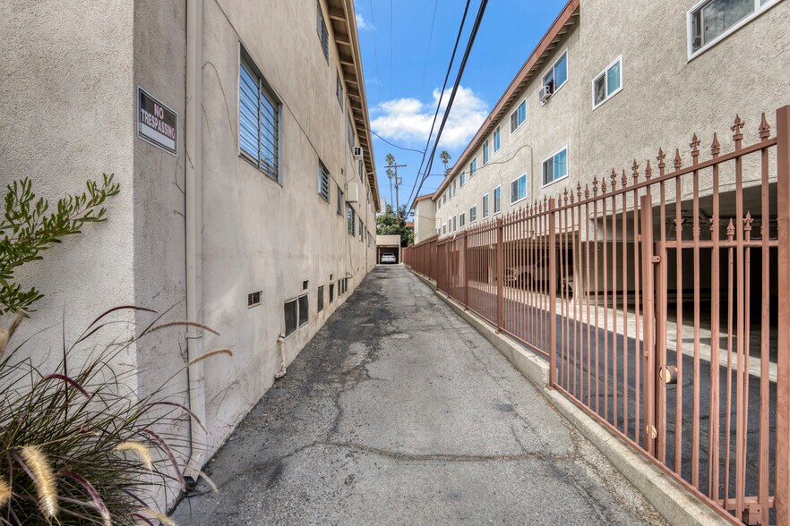 More Photos Of 1759 Winona Blvd, Los Angeles Apartments For Sale