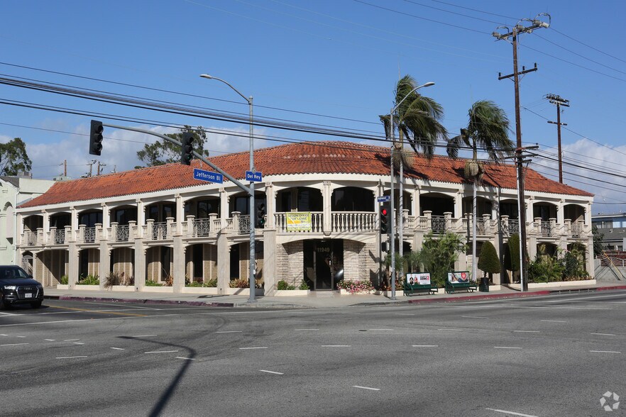 More Photos Of 11949 Jefferson Blvd, Culver City Office For Lease