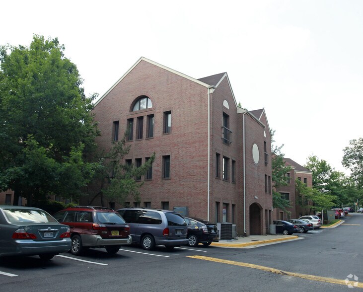 More Photos Of 9308 Old Keene Mill Rd, Burke Medical For Sale