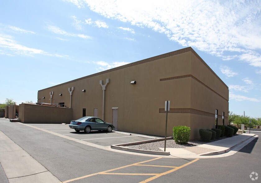 More Photos Of 4450 E McLellan Rd, Mesa Light Distribution For Lease