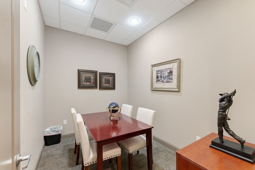 More Photos Of 8235 Natures Way, Bradenton Office For Lease