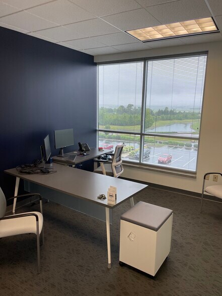 More Photos Of 2601 Mission Point Blvd, Beavercreek Office For Lease