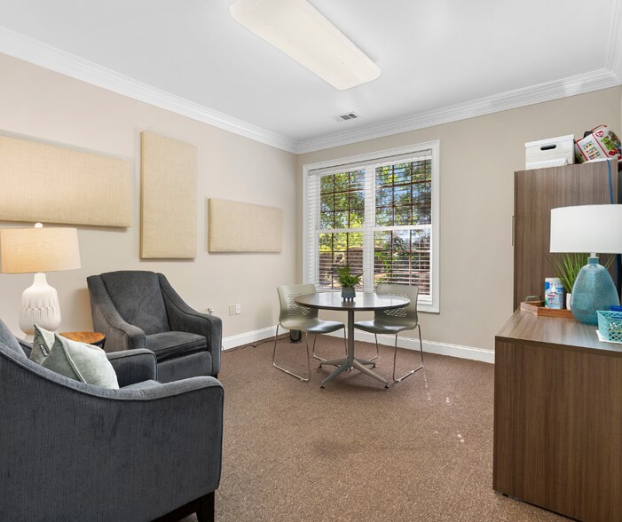 More Photos Of 3505 Duluth Park Ln, Duluth Office For Sale