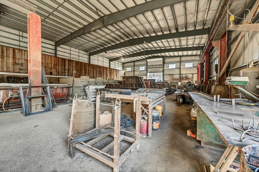 More Photos Of 41 Padanaram Rd, Danbury Manufacturing For Sale