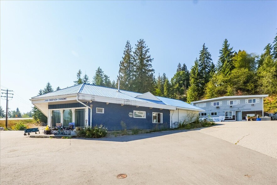 More Photos Of 2100 Cres Crestview, Castlegar Hotel For Sale