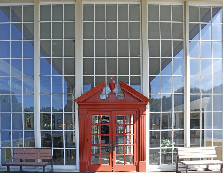 More Photos Of 3501 E Independence Blvd, Charlotte Apartments For Sale