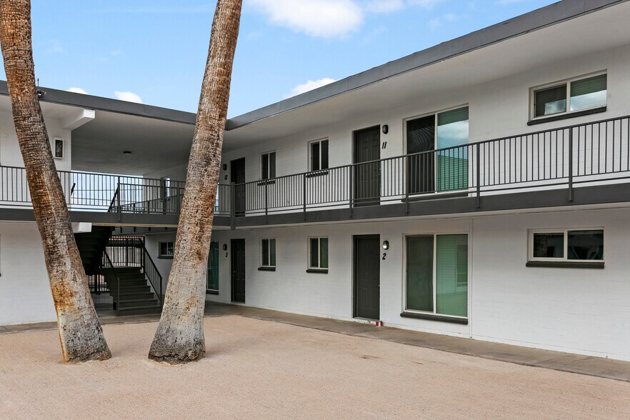 More Photos Of 2014 W Berridge Ln, Phoenix Apartments For Sale