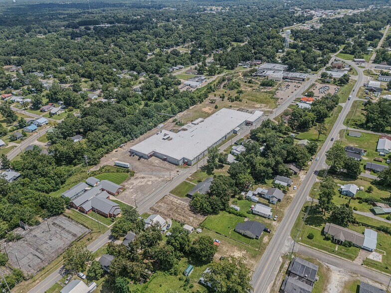 More Photos Of 1002 Douglas Ave, Opp Manufacturing For Lease