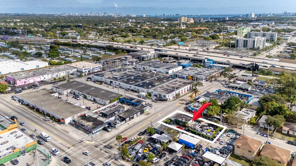 More Photos Of 660-680 NW 71st St, Miami Warehouse For Sale
