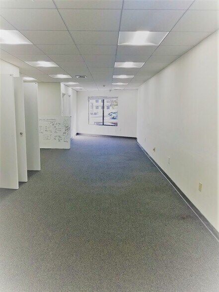 More Photos Of 71 Arch St, Greenwich Office For Lease