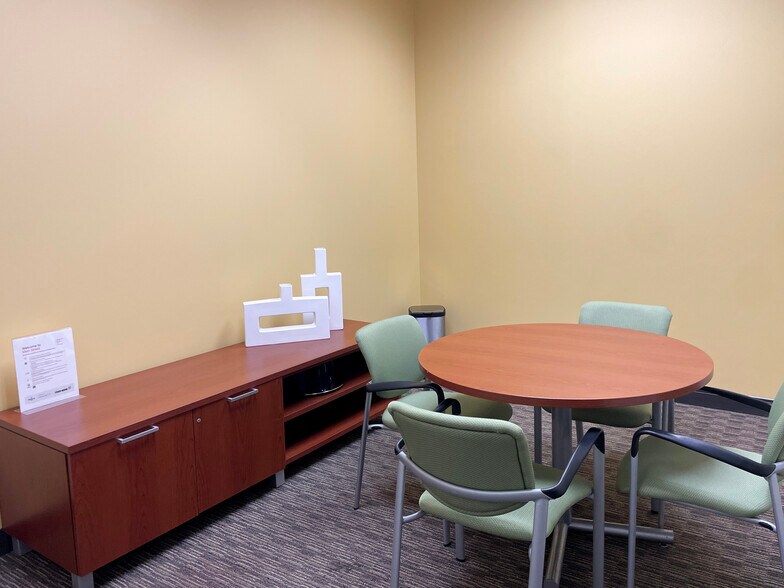 More Photos Of 1320 Main St, Columbia Coworking Space