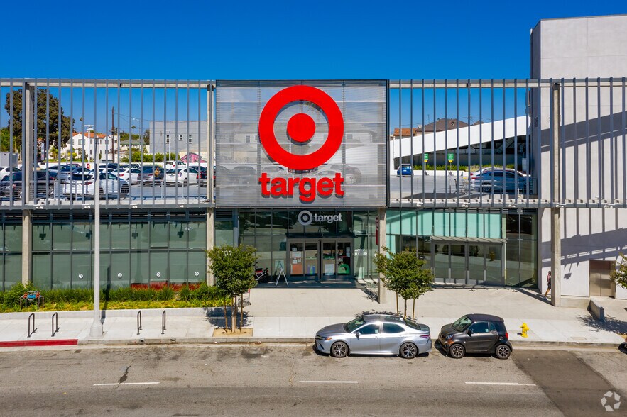 More Photos Of 1302-1342 S La Brea Ave, Los Angeles General Retail For Lease