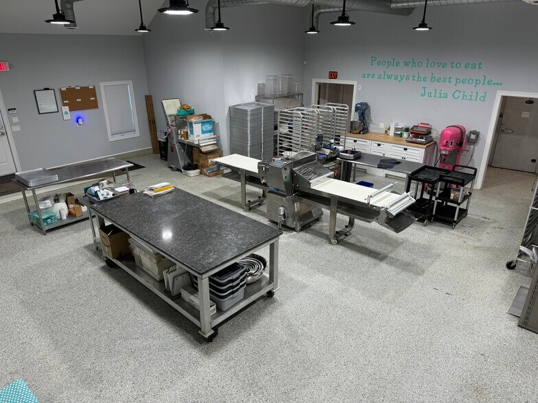 More Photos Of 26 Wampum Dr, Brewster Office For Sale