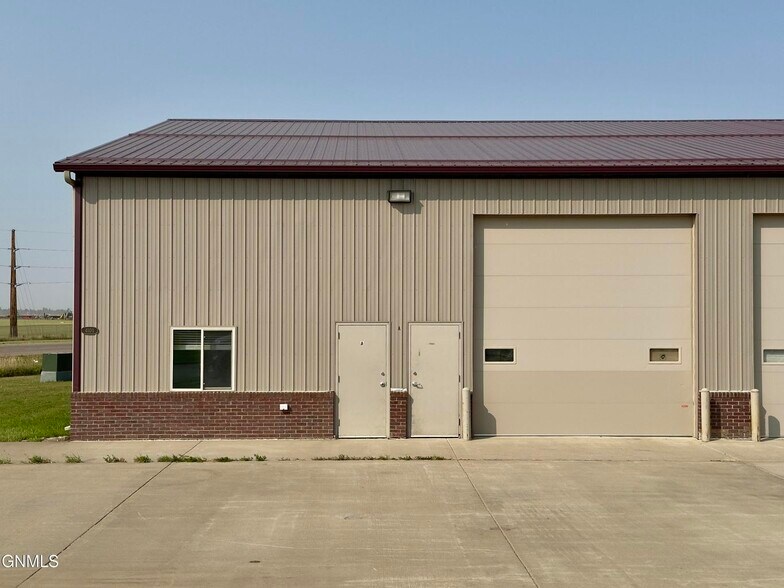 Primary Photo Of 4100 Hagen Ave, Bismarck Light Distribution For Lease