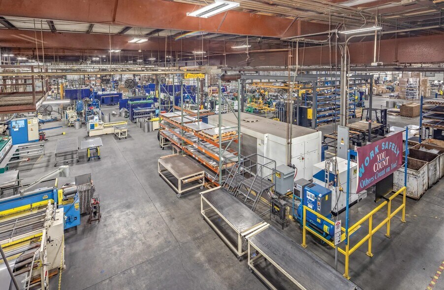 More Photos Of 1820 E Fargo Ave, Nampa Warehouse For Lease