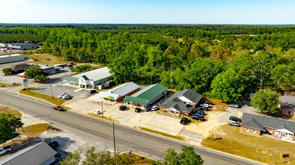 More Photos Of 208 S Main St, Reidsville Freestanding For Sale