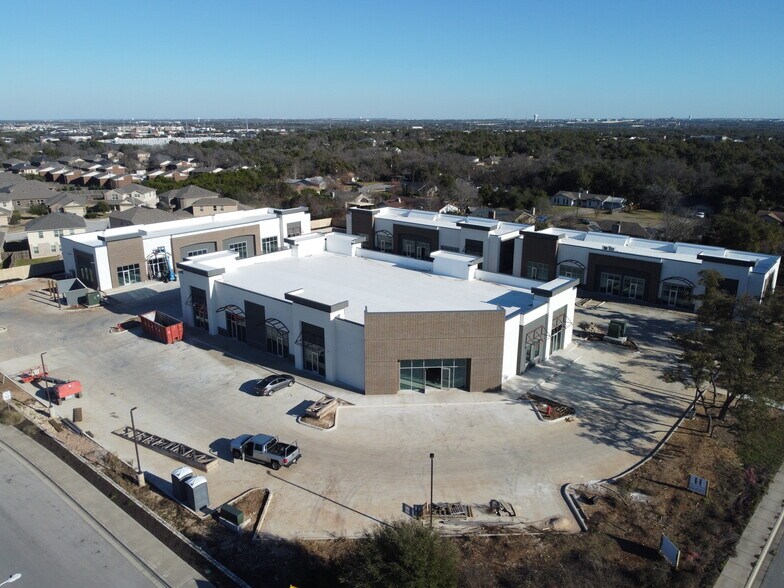 More Photos Of 610 Brashear Ln, Cedar Park General Retail For Lease