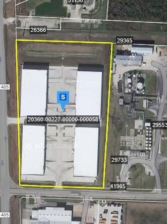 More Photos Of 1405 Cedar Port Park, Baytown Distribution For Lease