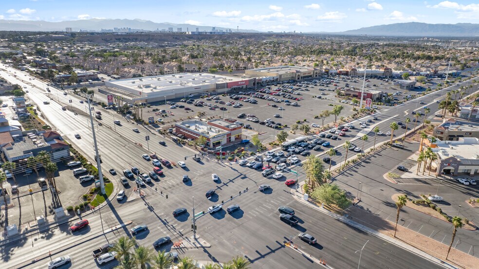 More Photos Of 675 Mall Ring Cir, Henderson Restaurant For Sale