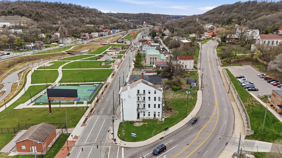 More Photos Of 1610 Queen City Ave, Cincinnati Apartments For Sale