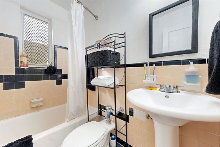 More Photos Of 1335 Drexel Ave, Miami Beach Apartments For Sale