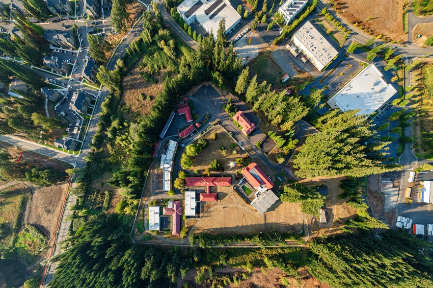 More Photos Of 2450 Strong Rd SE, Salem Correctional Facility For Sale